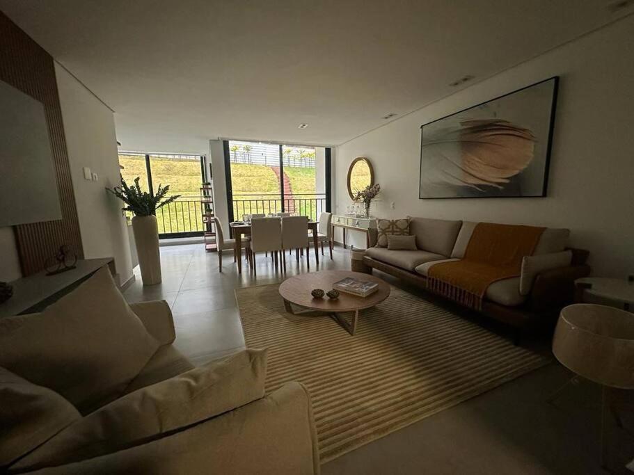 Star Green 203 - Luxo E Sofisticacao A 500 Metros Do Baden Baden Кампус-ду-Жордан Екстер'єр фото