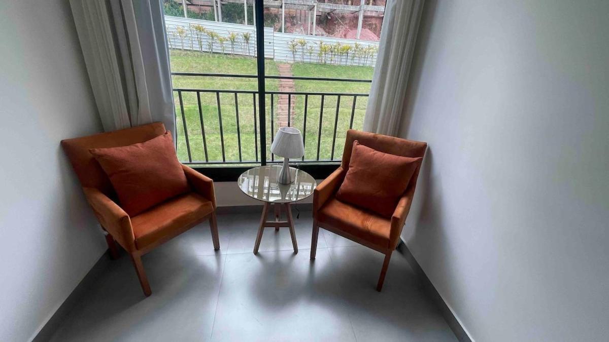 Star Green 203 - Luxo E Sofisticacao A 500 Metros Do Baden Baden Кампус-ду-Жордан Екстер'єр фото